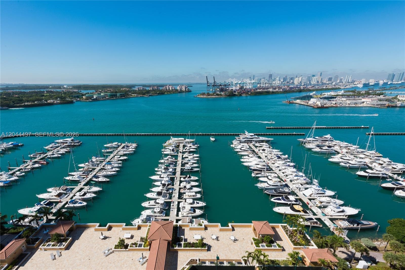 A12044497 — Miami Beach — 24