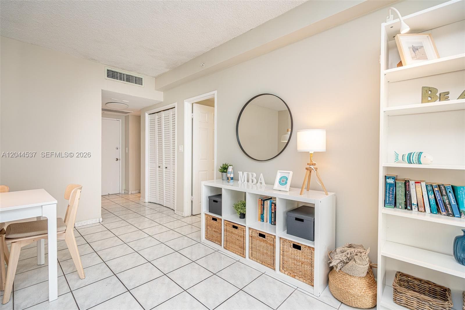 A12044537 — Miami Beach — 13