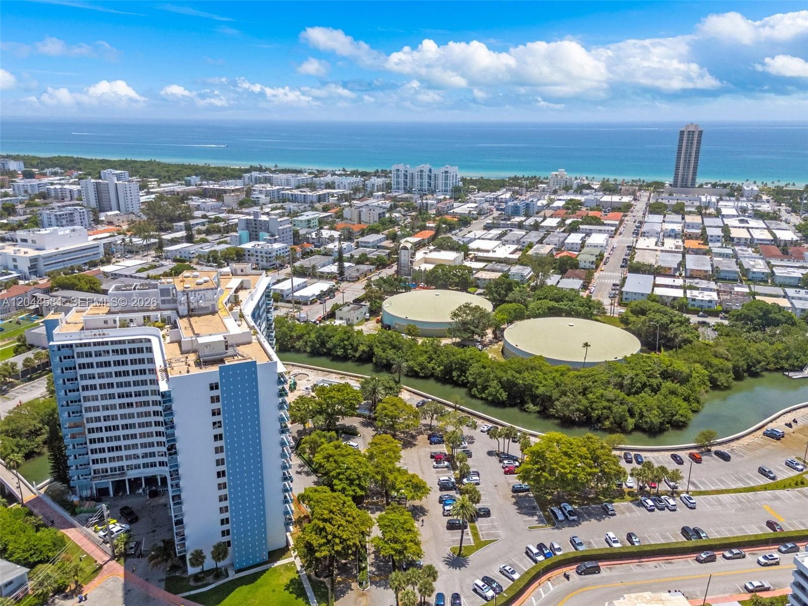 A12044581 — Miami Beach — 34
