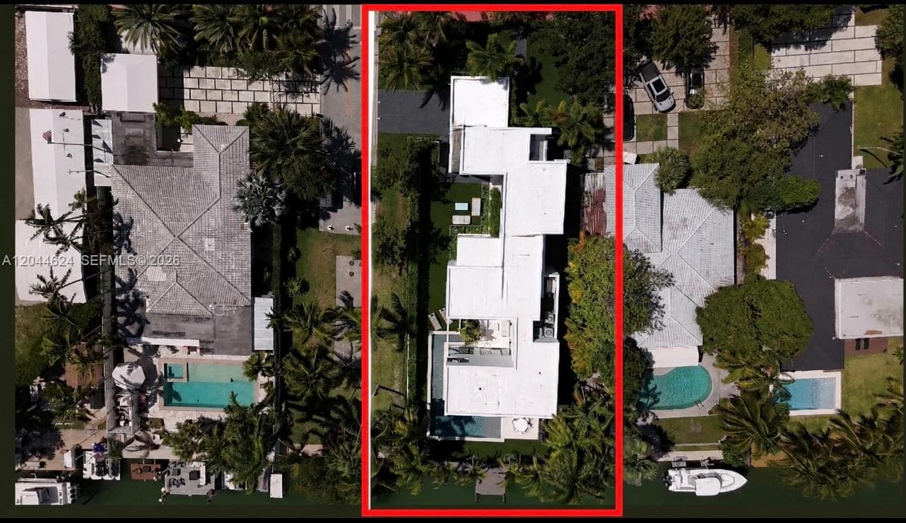 A12044624 — Miami Beach — 65