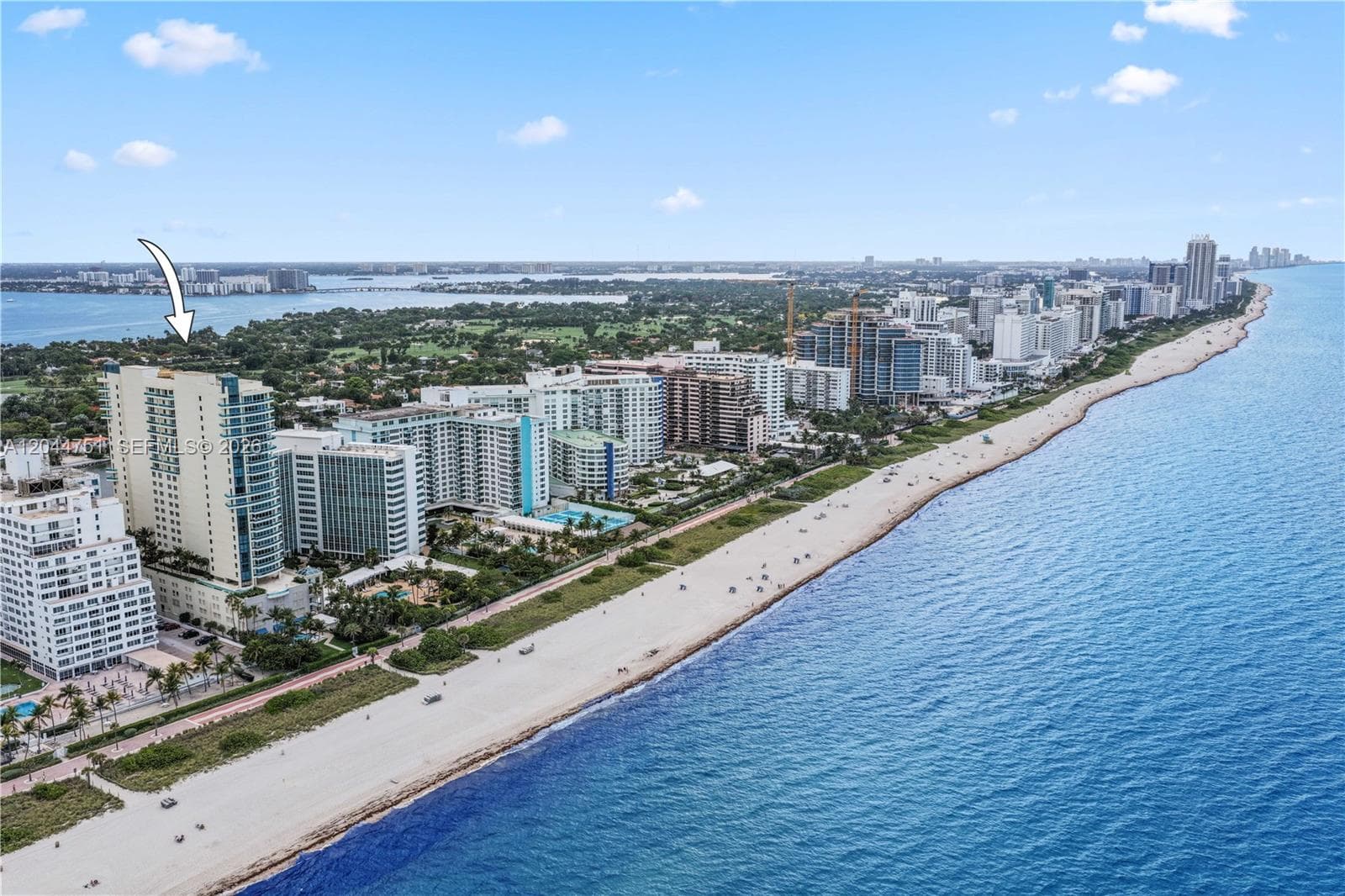 A12044751 — Miami Beach — 47