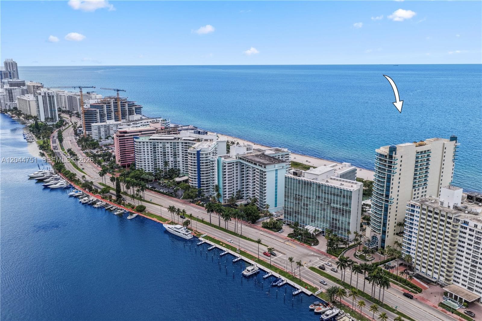 A12044751 — Miami Beach — 55