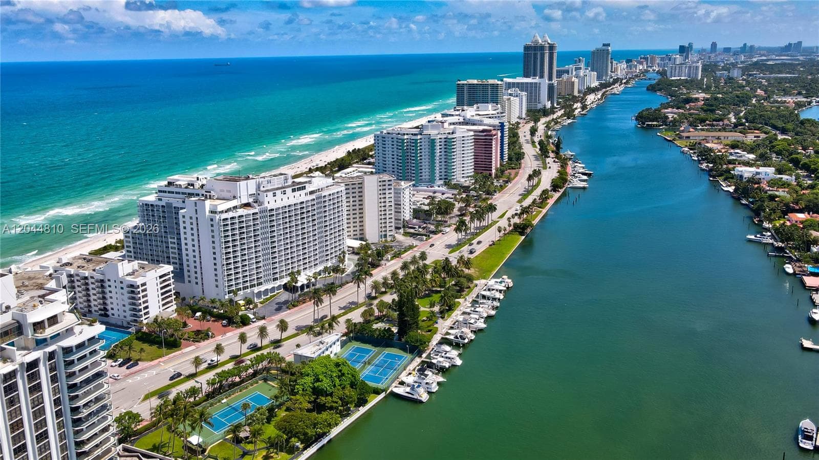 A12044810 — Miami Beach — 27