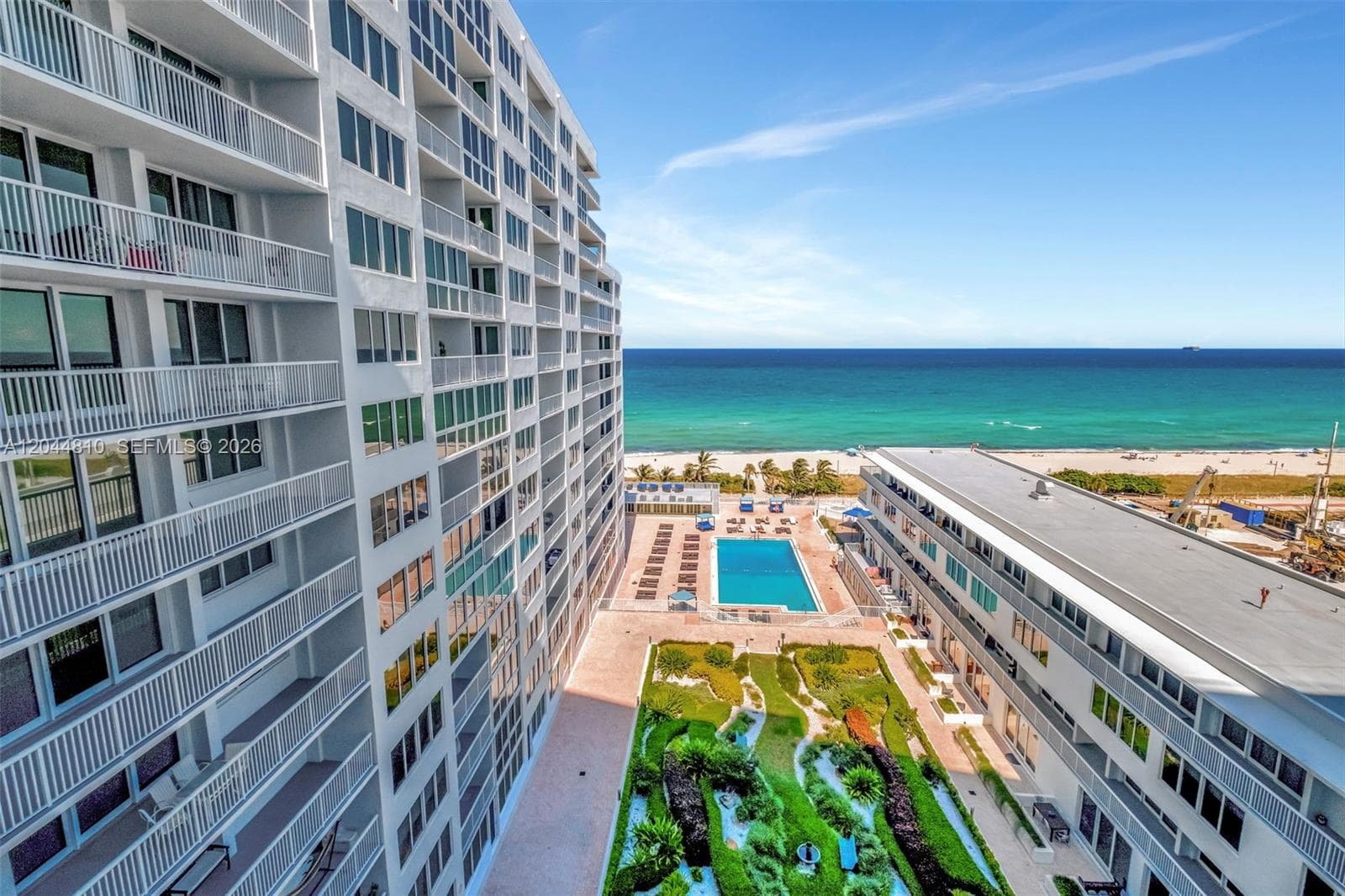 A12044810 — Miami Beach — 12
