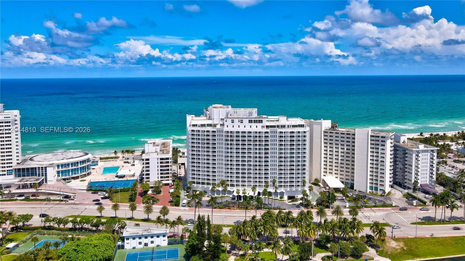 A12044810 — Miami Beach — 24
