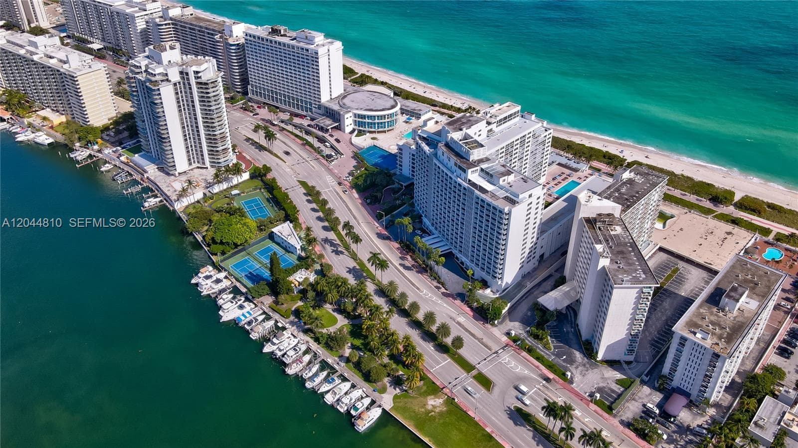 A12044810 — Miami Beach — 31