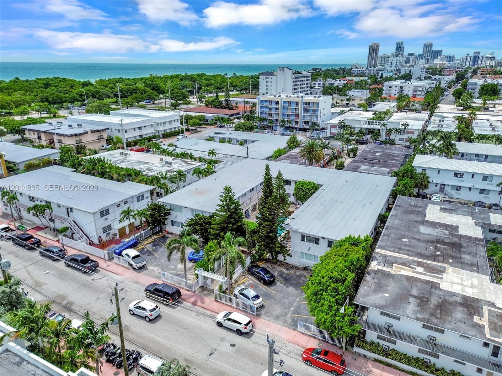 A12044835 — Miami Beach — 19