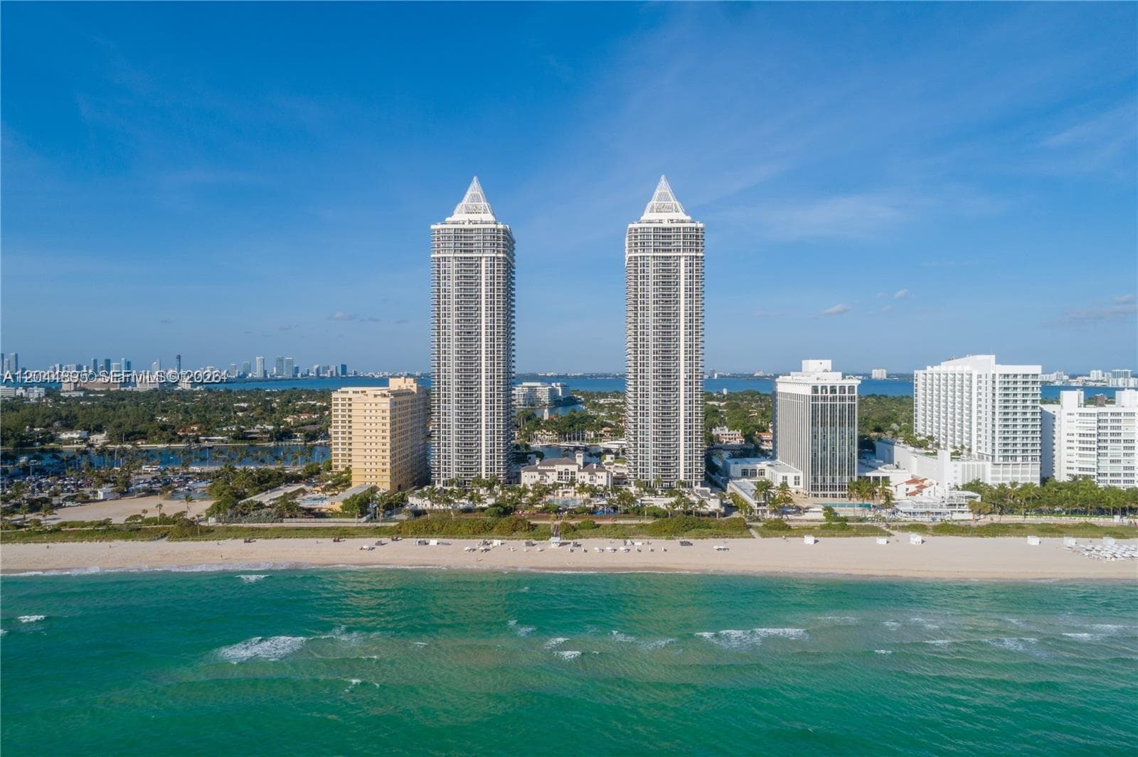 A12044895 — Miami Beach