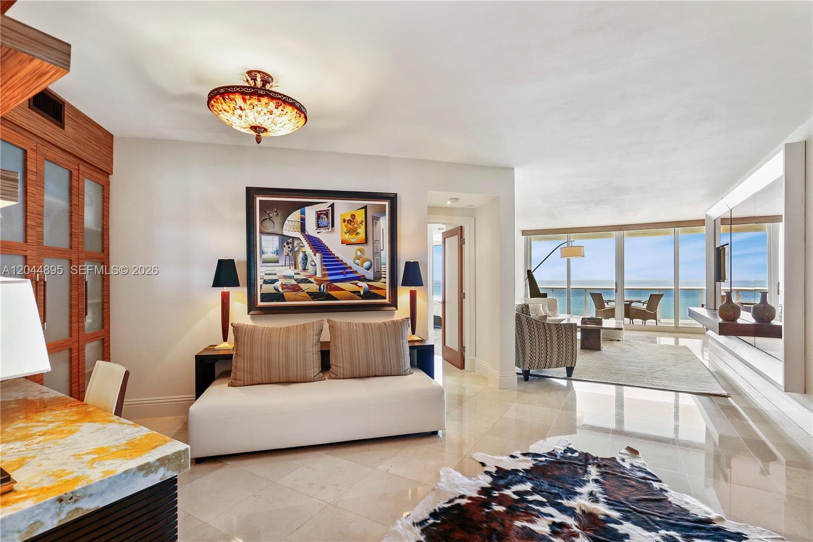 A12044895 — Miami Beach — 11