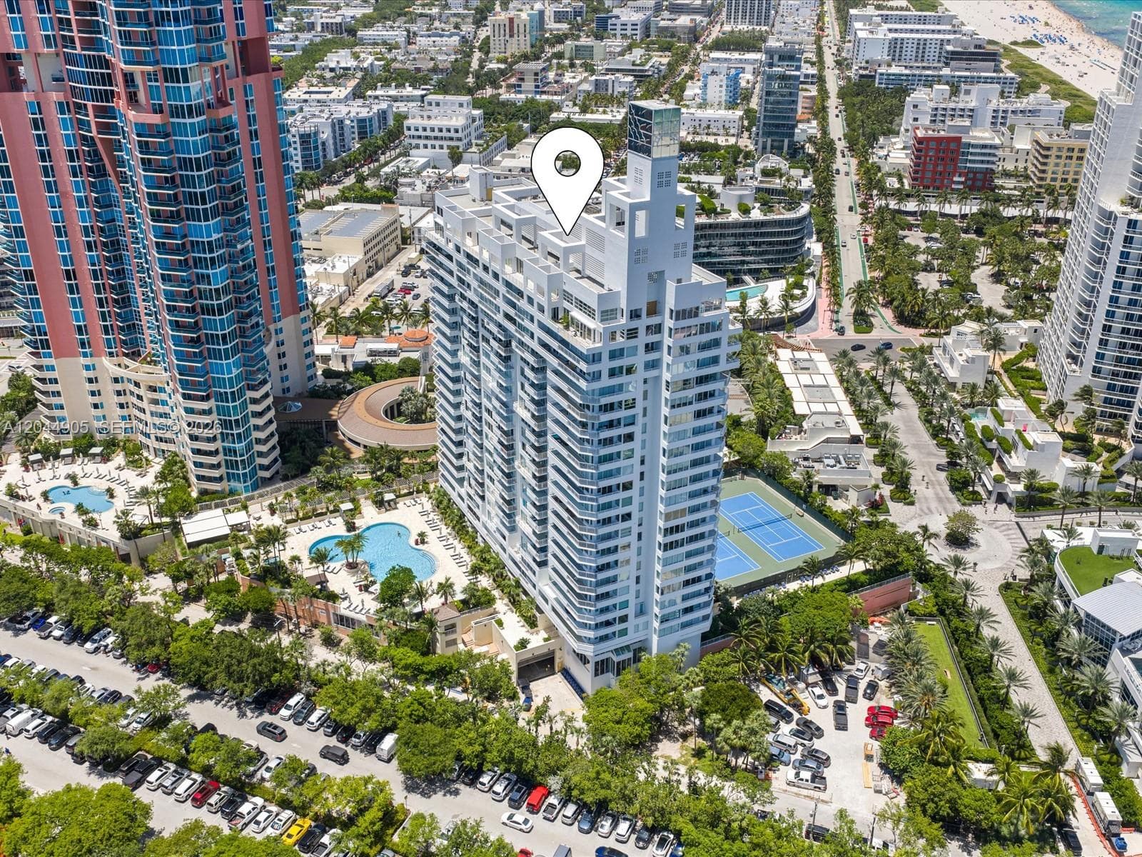 A12044905 — Miami Beach — 34