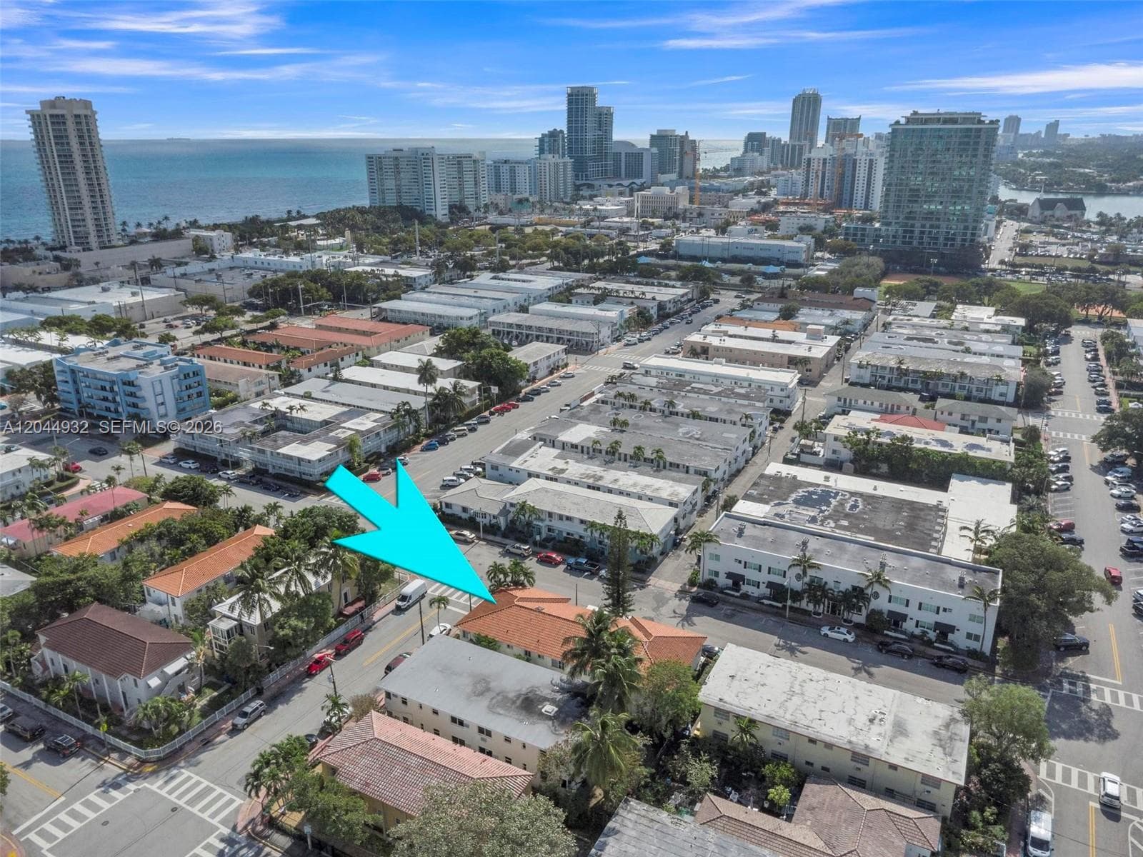A12044932 — Miami Beach — 4