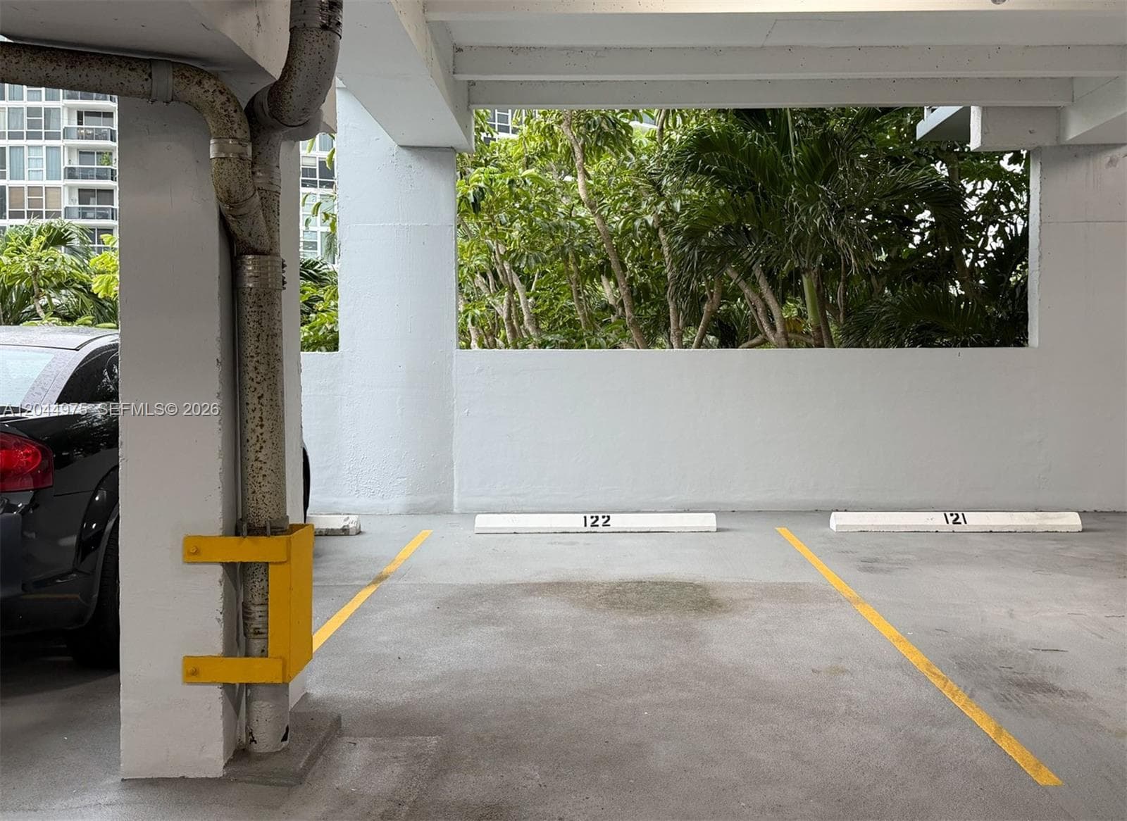 A12044975 — Miami Beach — 20