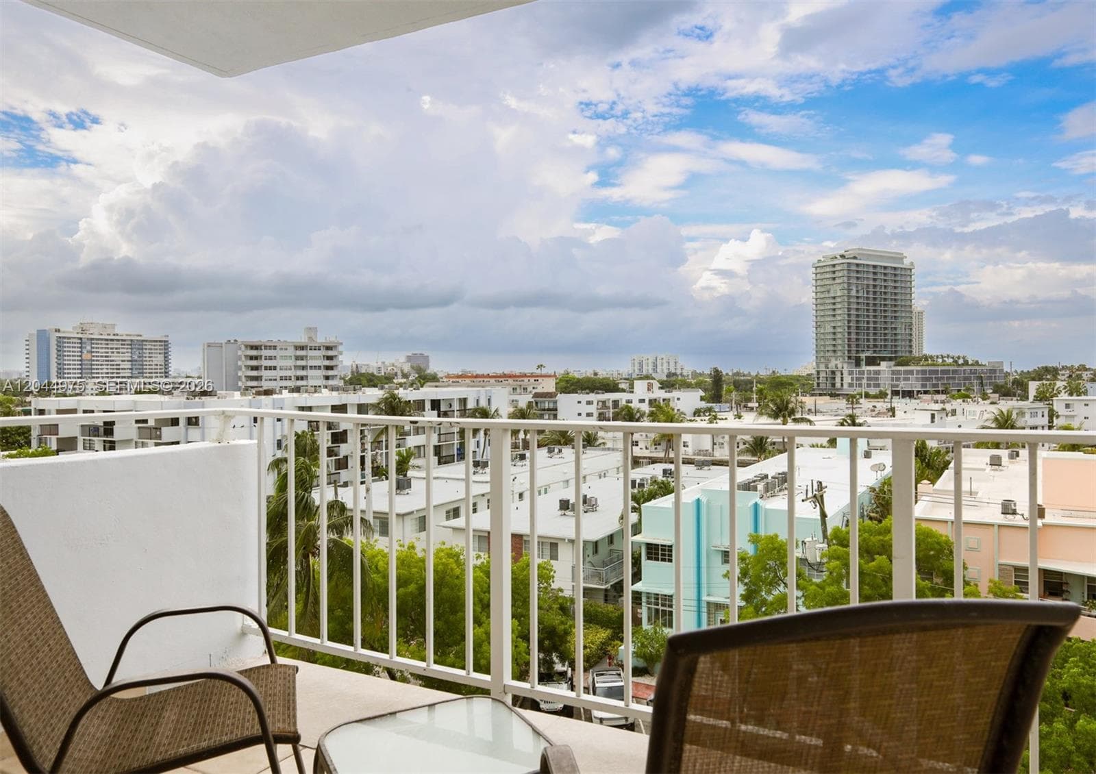 A12044975 — Miami Beach — 14