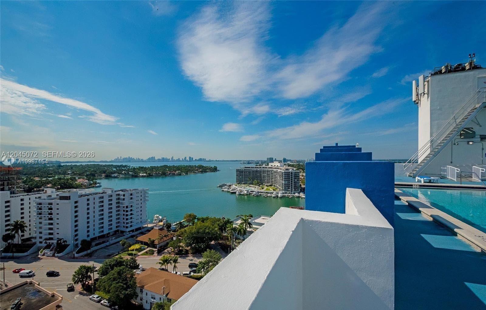 A12045072 — Miami Beach — 28