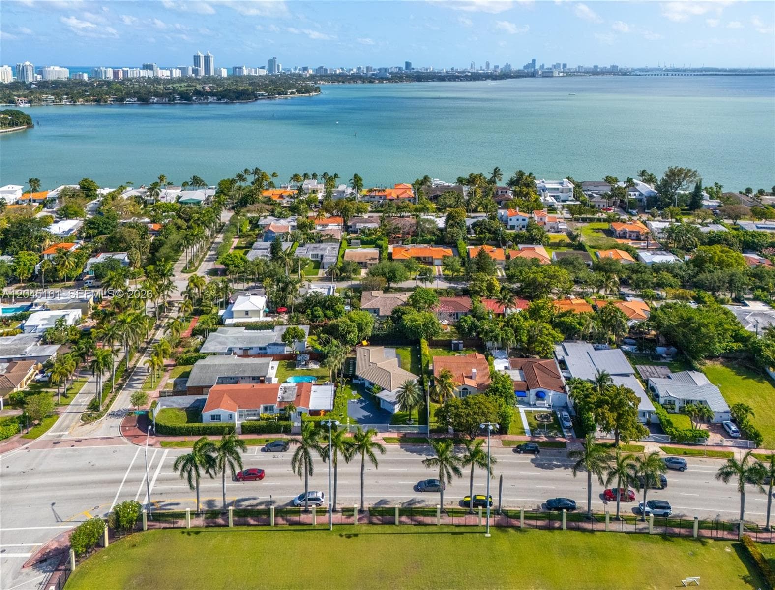 A12045161 — Miami Beach — 28