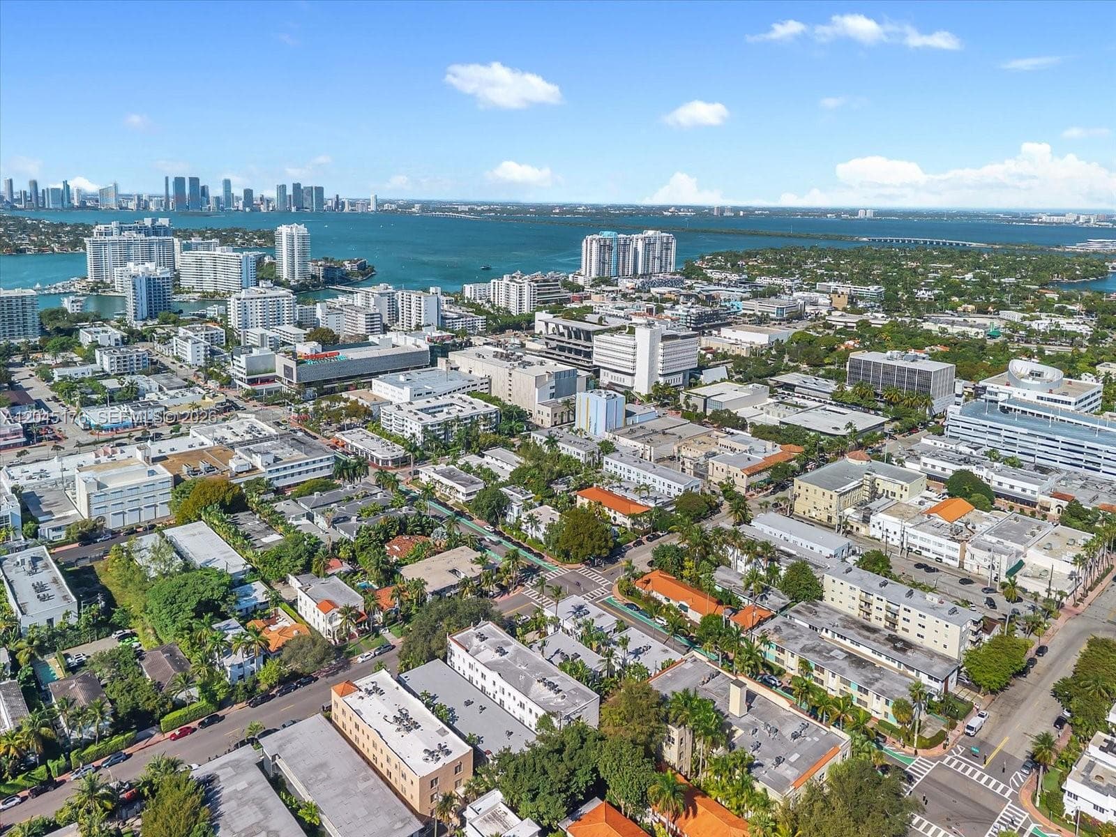 A12045176 — Miami Beach — 27