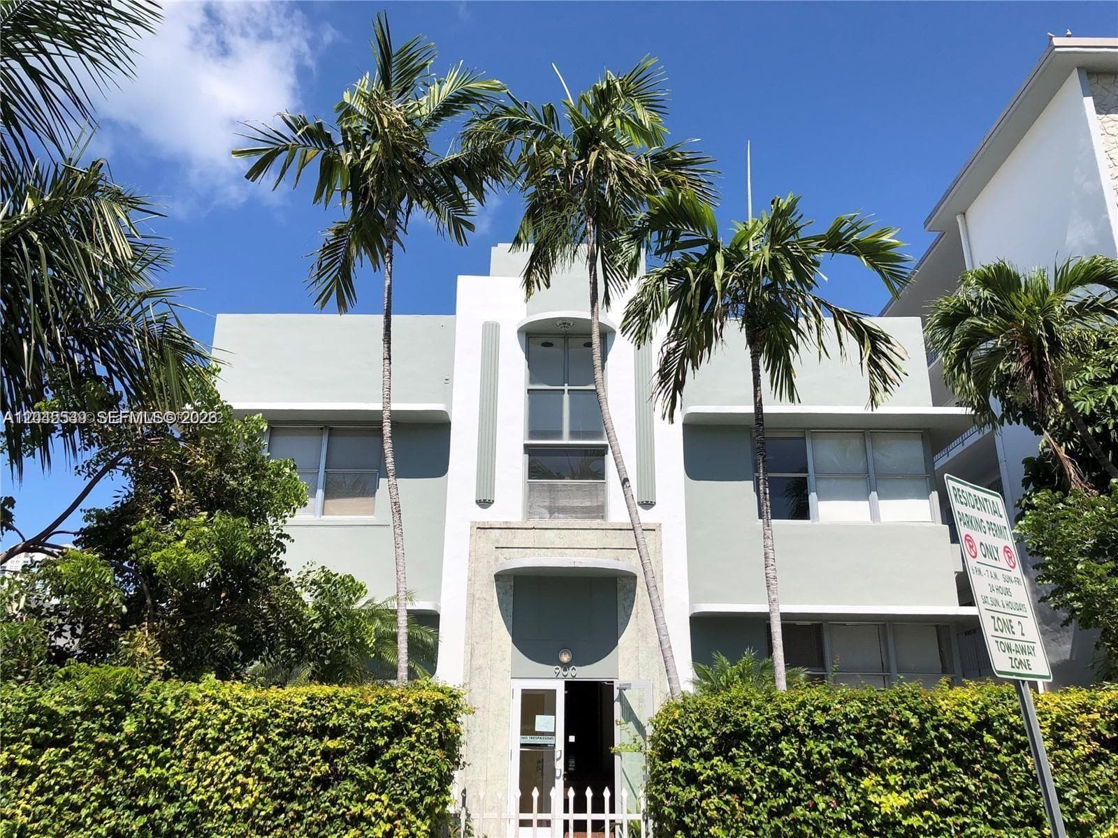 A12045539 — Miami Beach