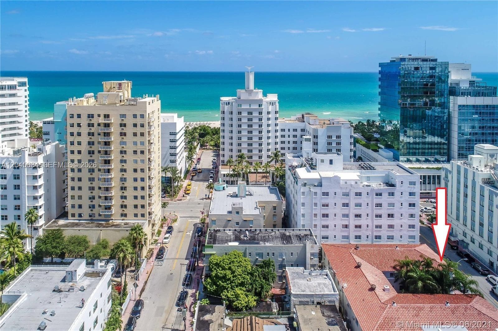 A12045634 — Miami Beach — 29