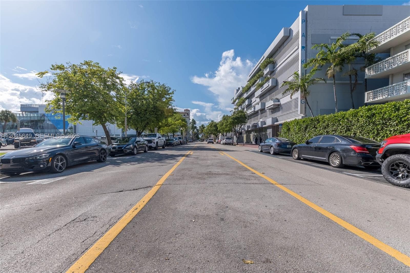 A12045649 — Miami Beach — 16