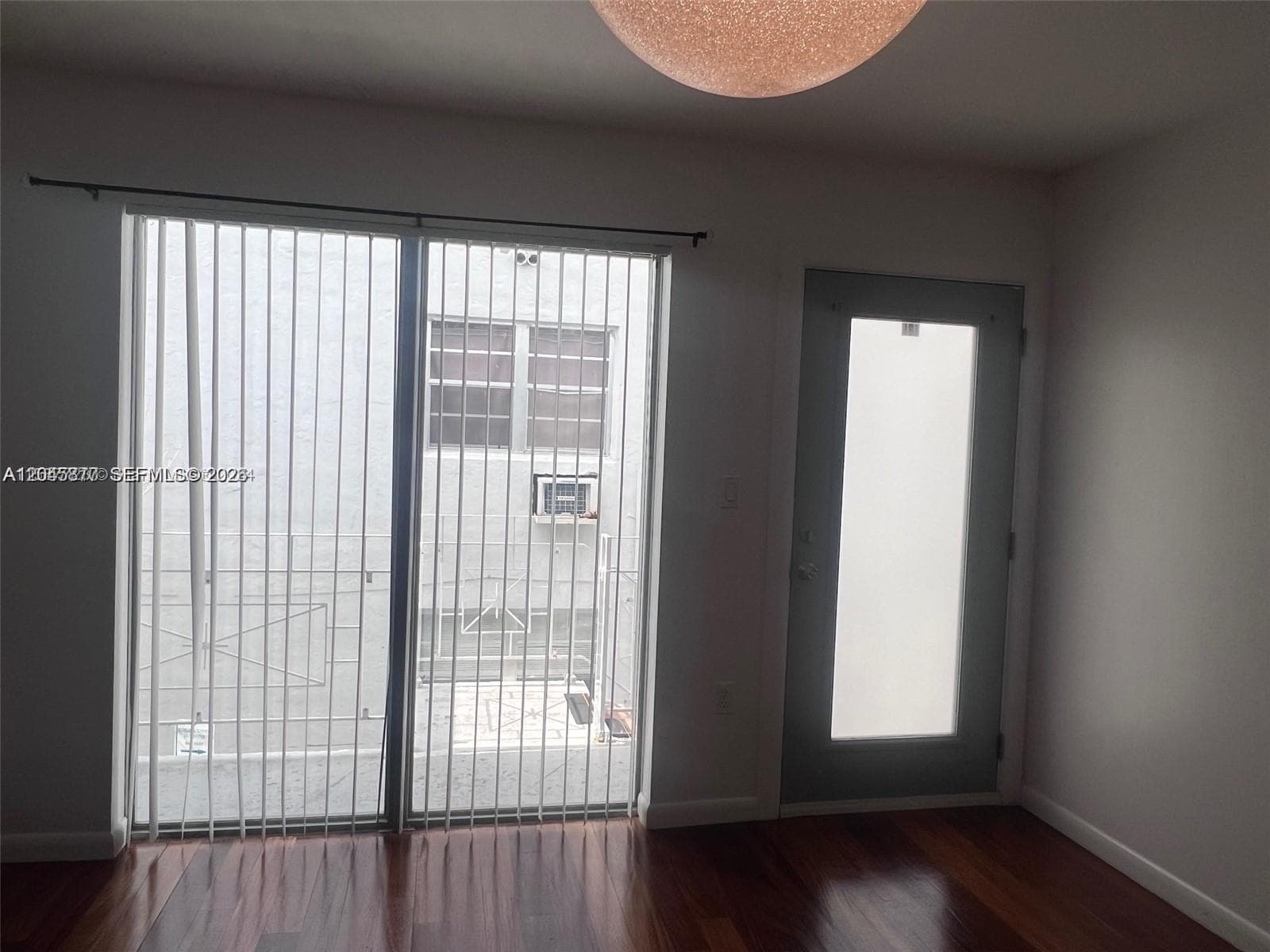 A12045877 — Miami Beach — 6