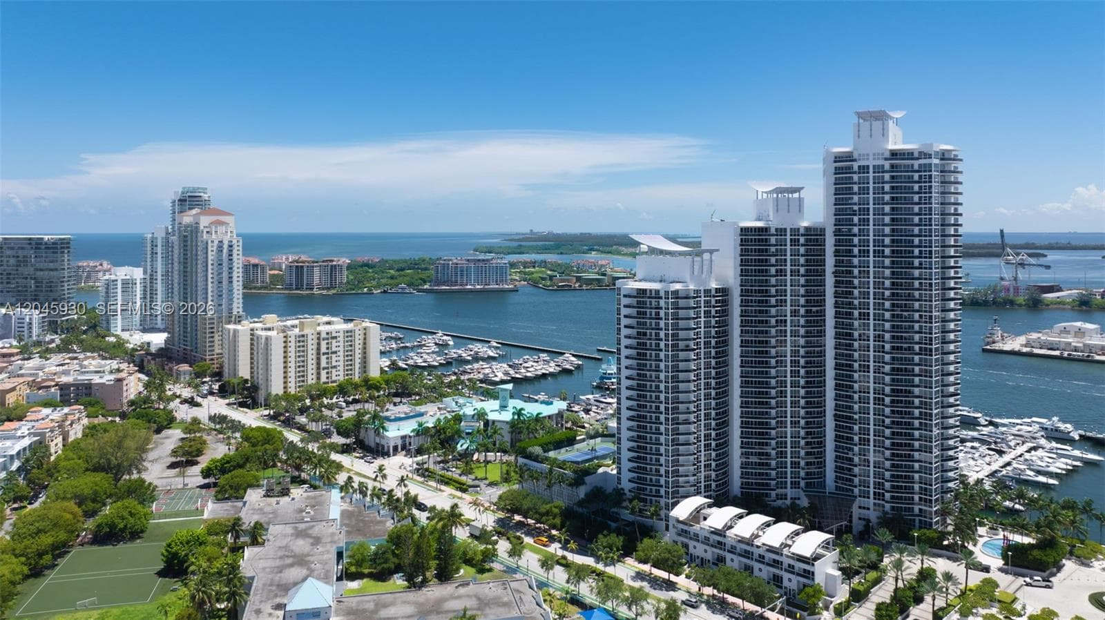 A12045930 — Miami Beach — 46