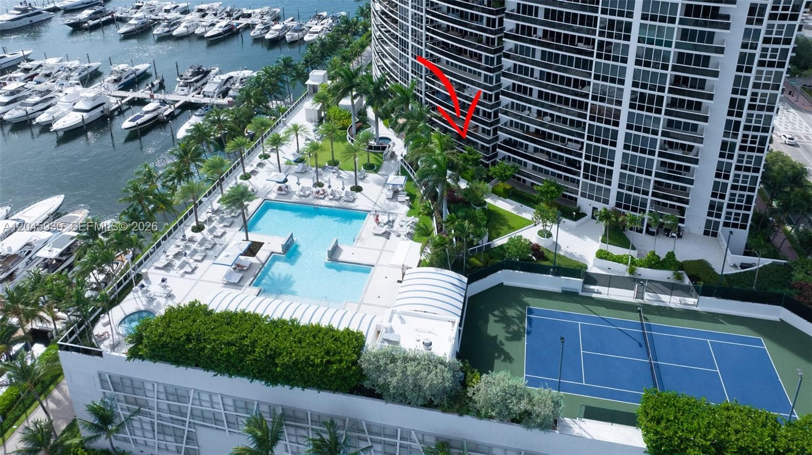 A12045930 — Miami Beach — 35