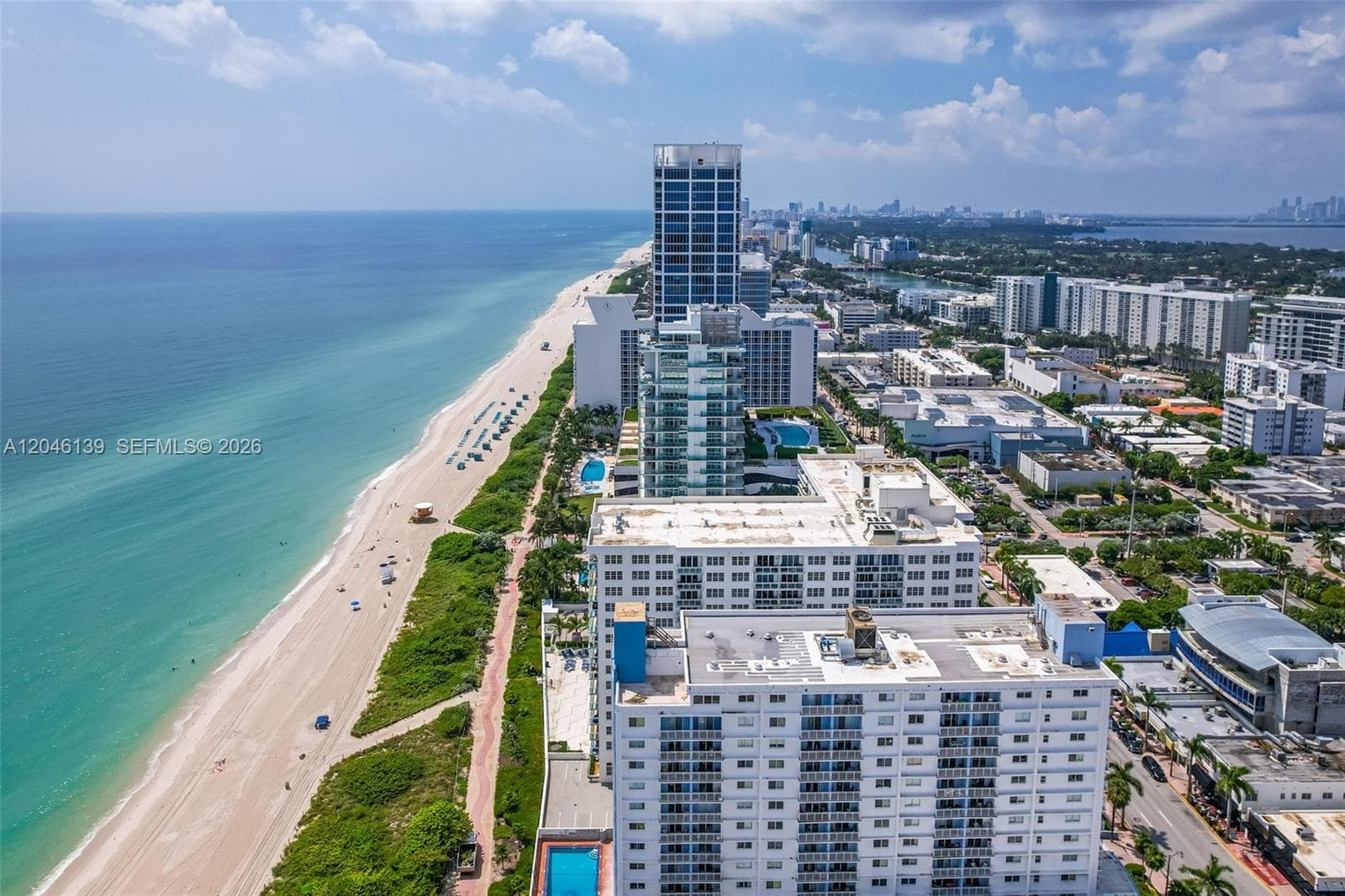 A12046139 — Miami Beach — 37