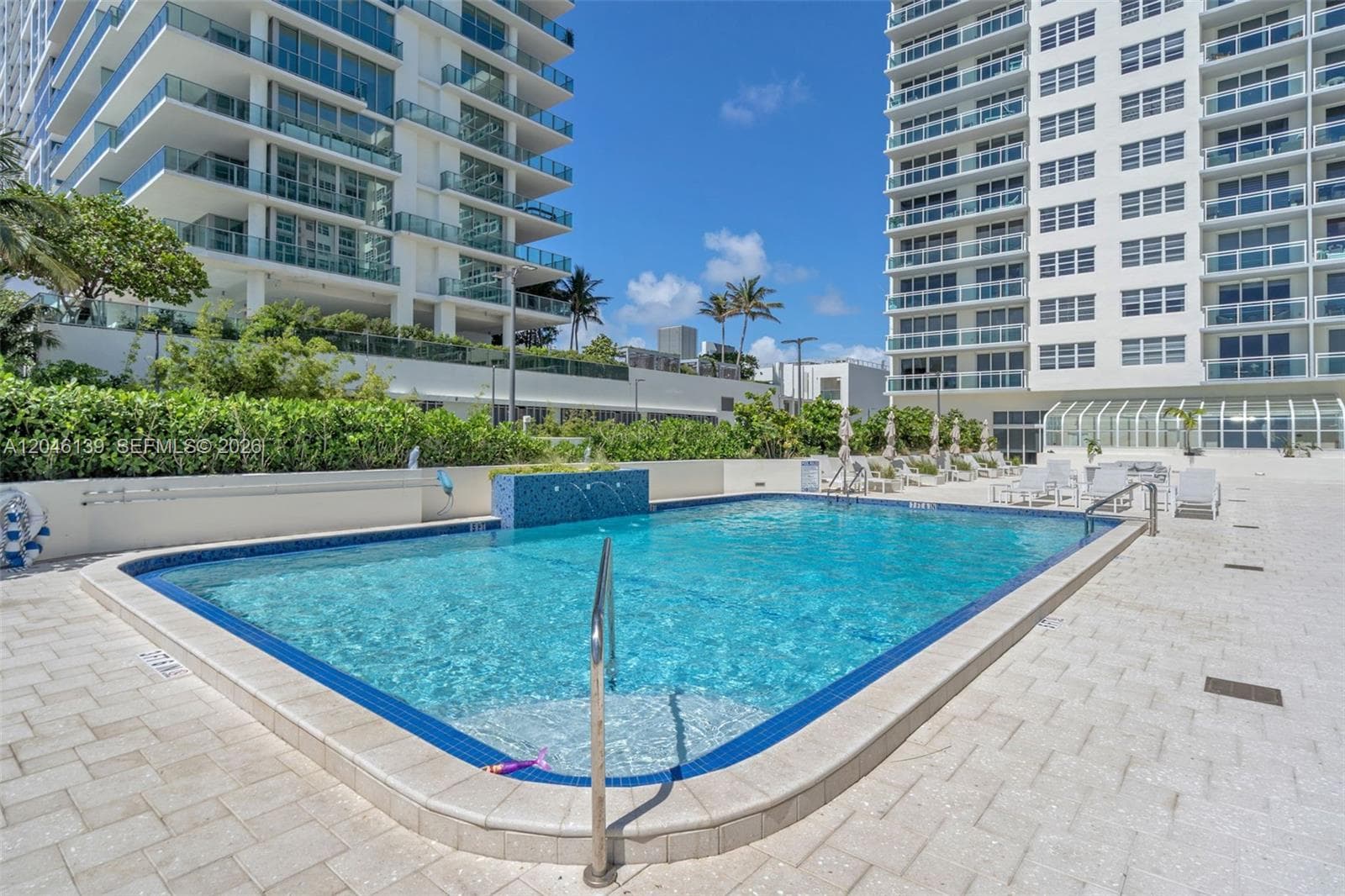 A12046139 — Miami Beach — 25