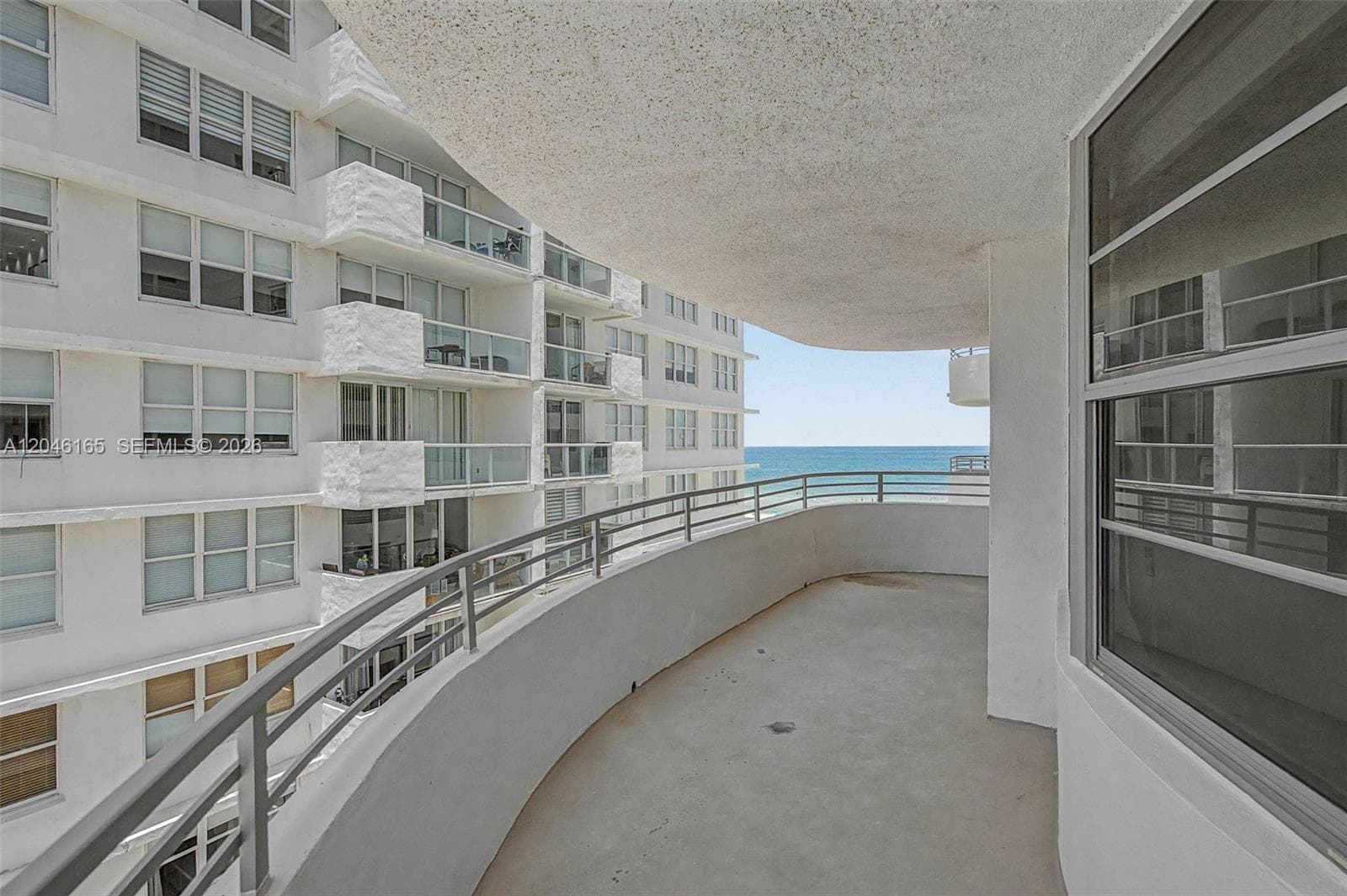 A12046165 — Miami Beach — 21