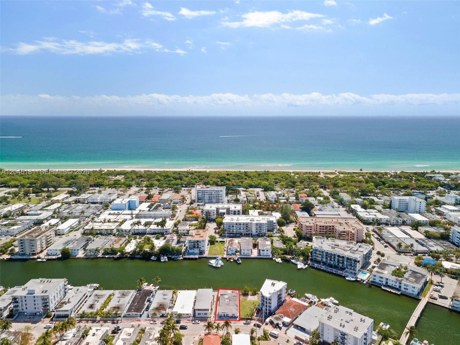A12046181 — Miami Beach — 27