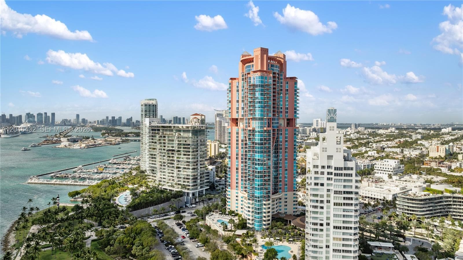 A12046432 — Miami Beach — 26