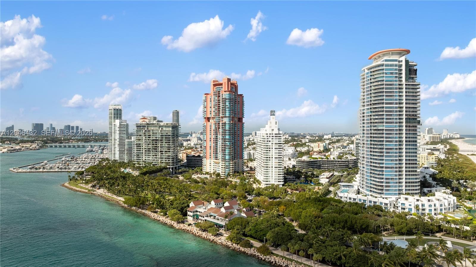 A12046432 — Miami Beach — 28