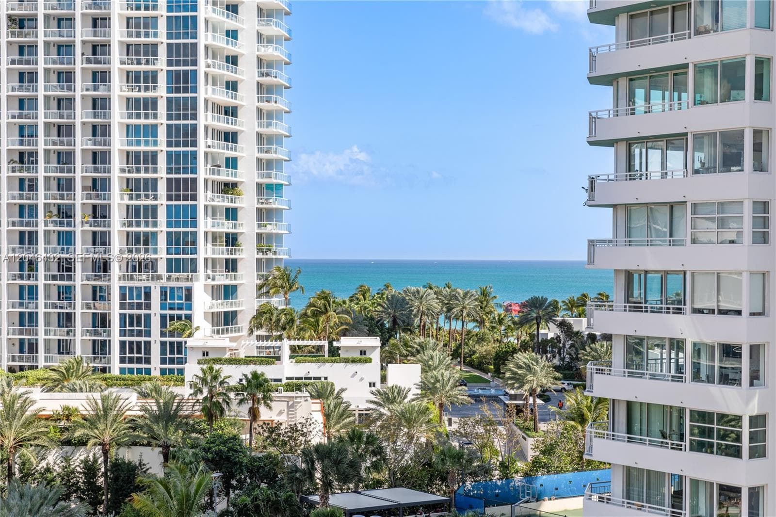 A12046432 — Miami Beach — 31