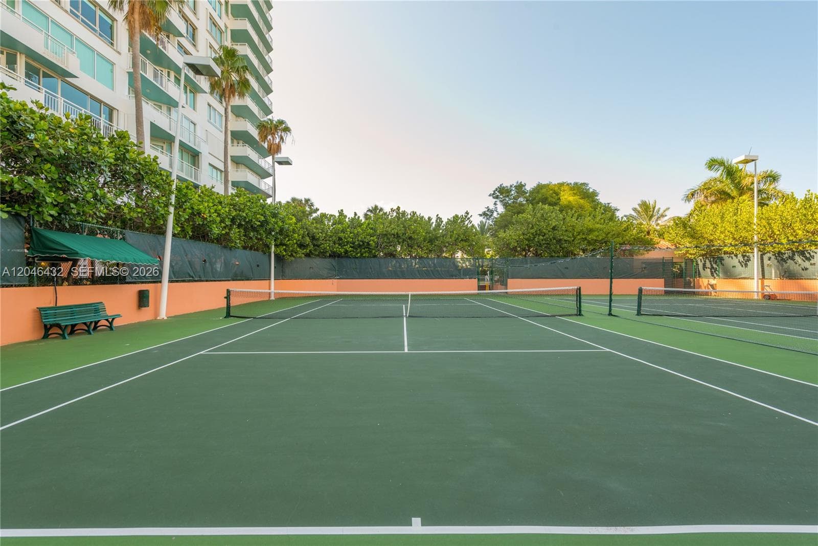 A12046432 — Miami Beach — 70