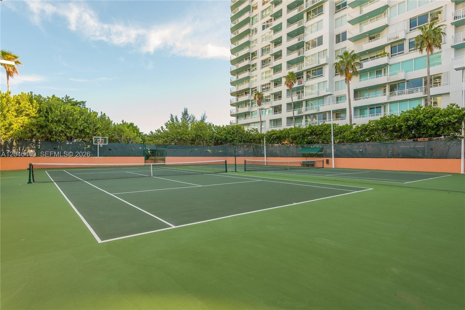 A12046440 — Miami Beach — 72