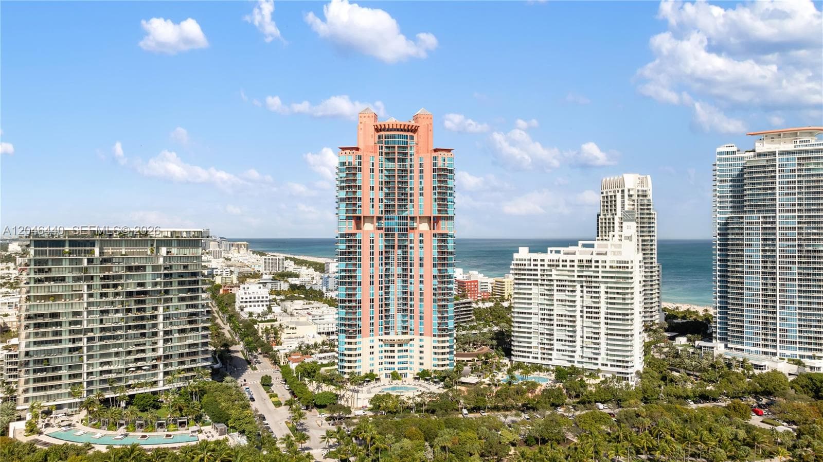 A12046440 — Miami Beach — 47