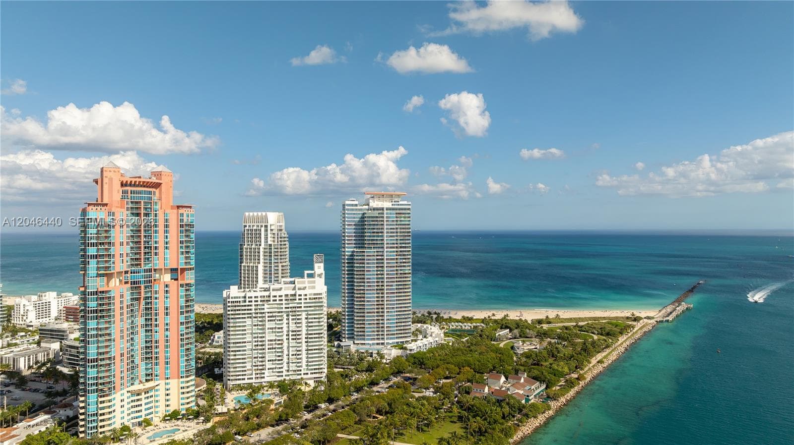 A12046440 — Miami Beach — 32