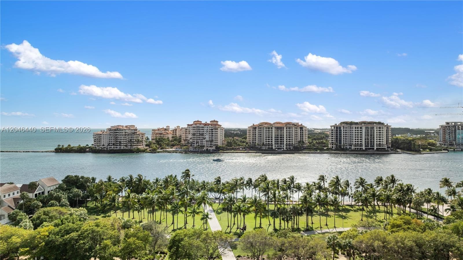 A12046440 — Miami Beach — 39