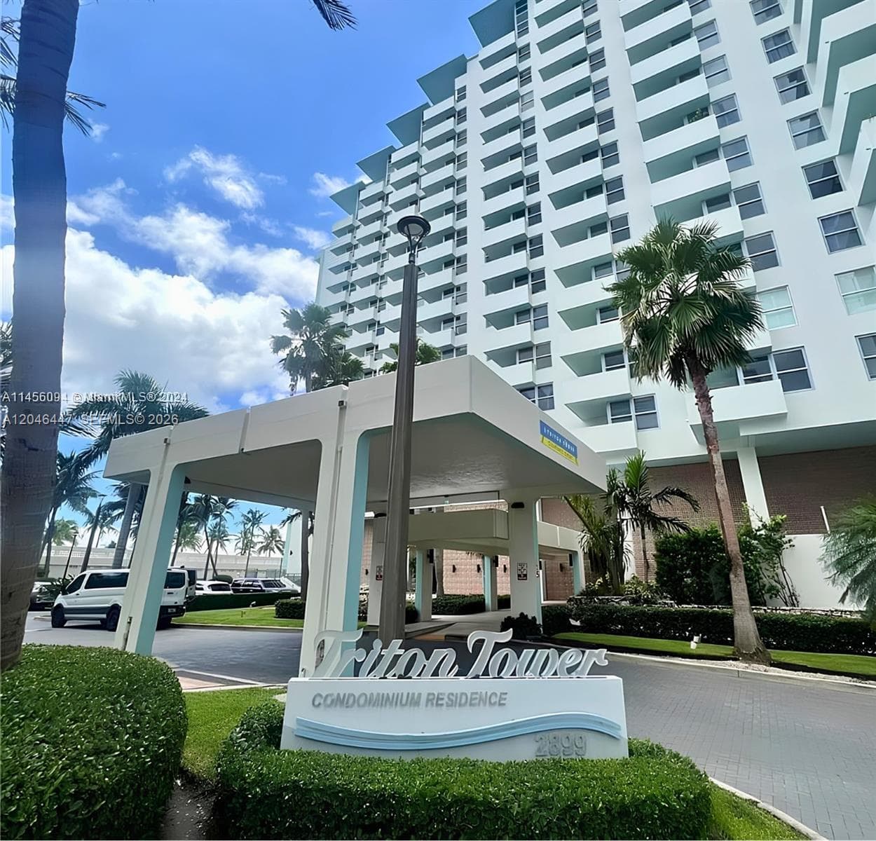 A12046447 — Miami Beach — 17