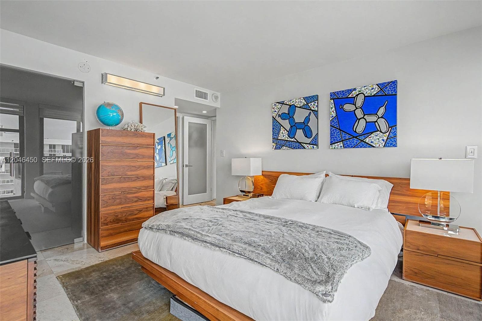 A12046450 — Miami Beach — 6