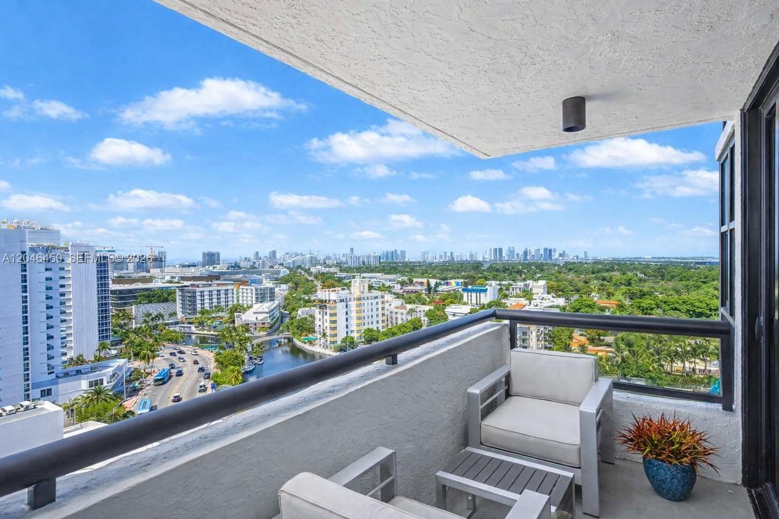 A12046450 — Miami Beach — 12