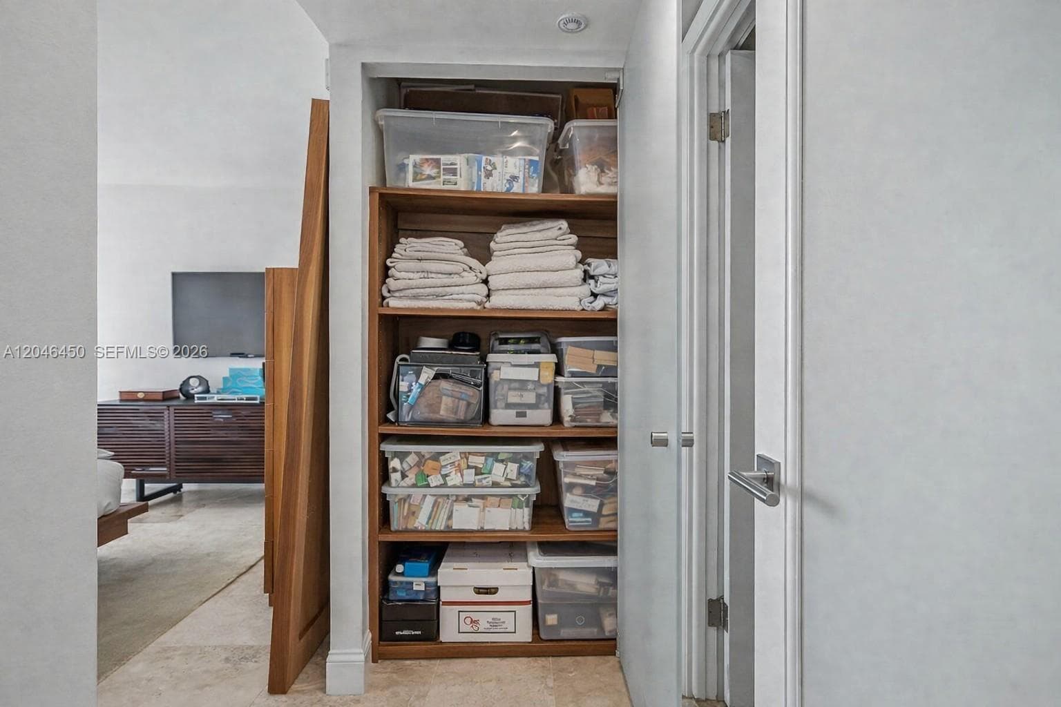 A12046450 — Miami Beach — 22