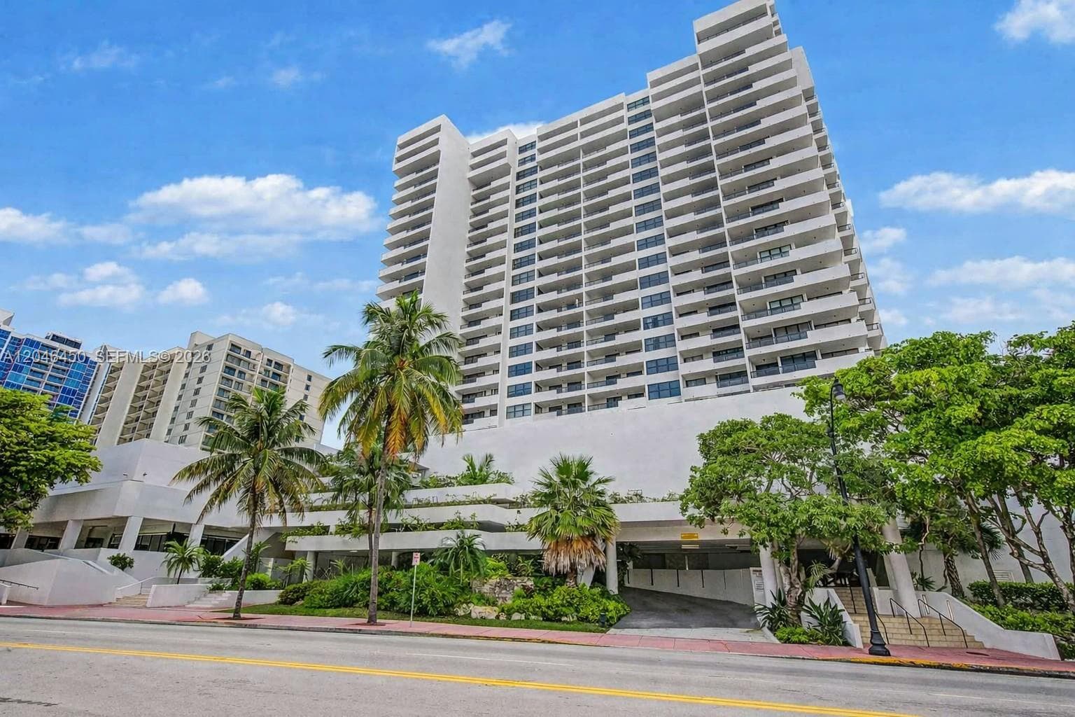 A12046450 — Miami Beach — 34