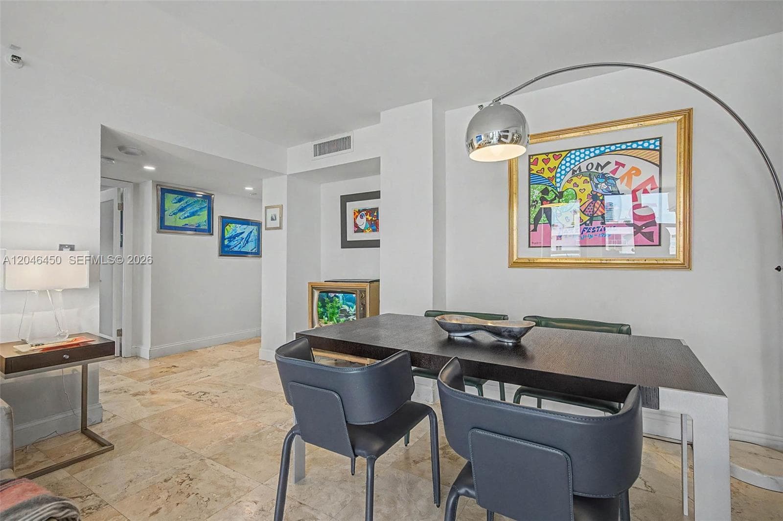 A12046450 — Miami Beach — 19