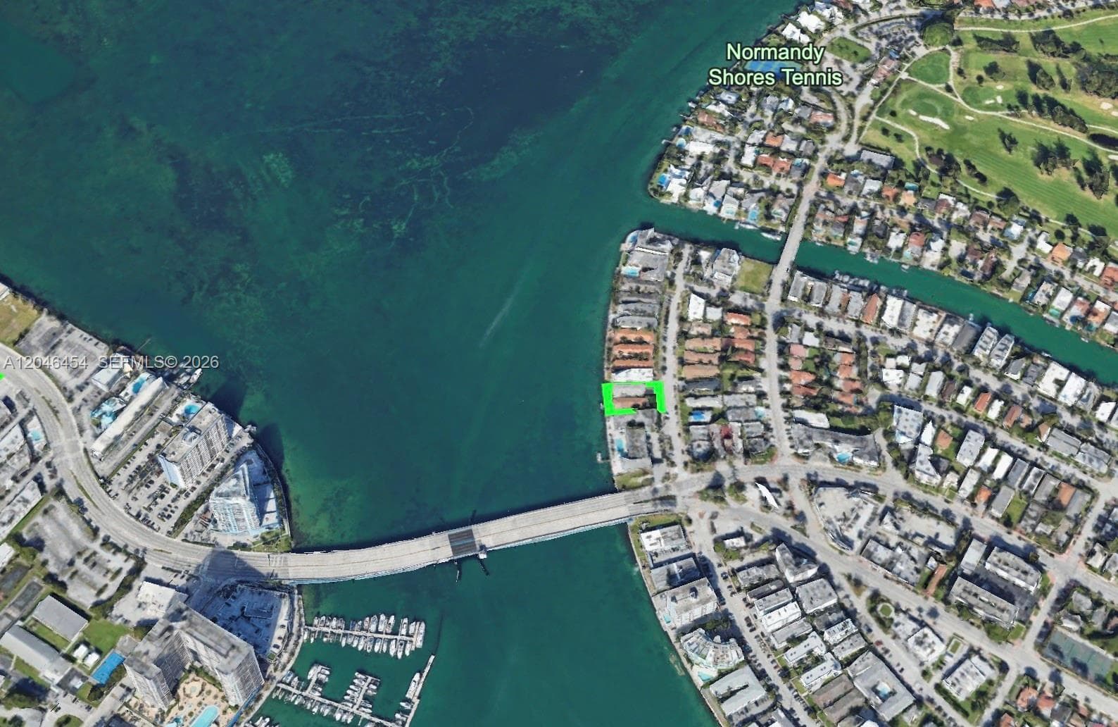 A12046454 — Miami Beach — 6