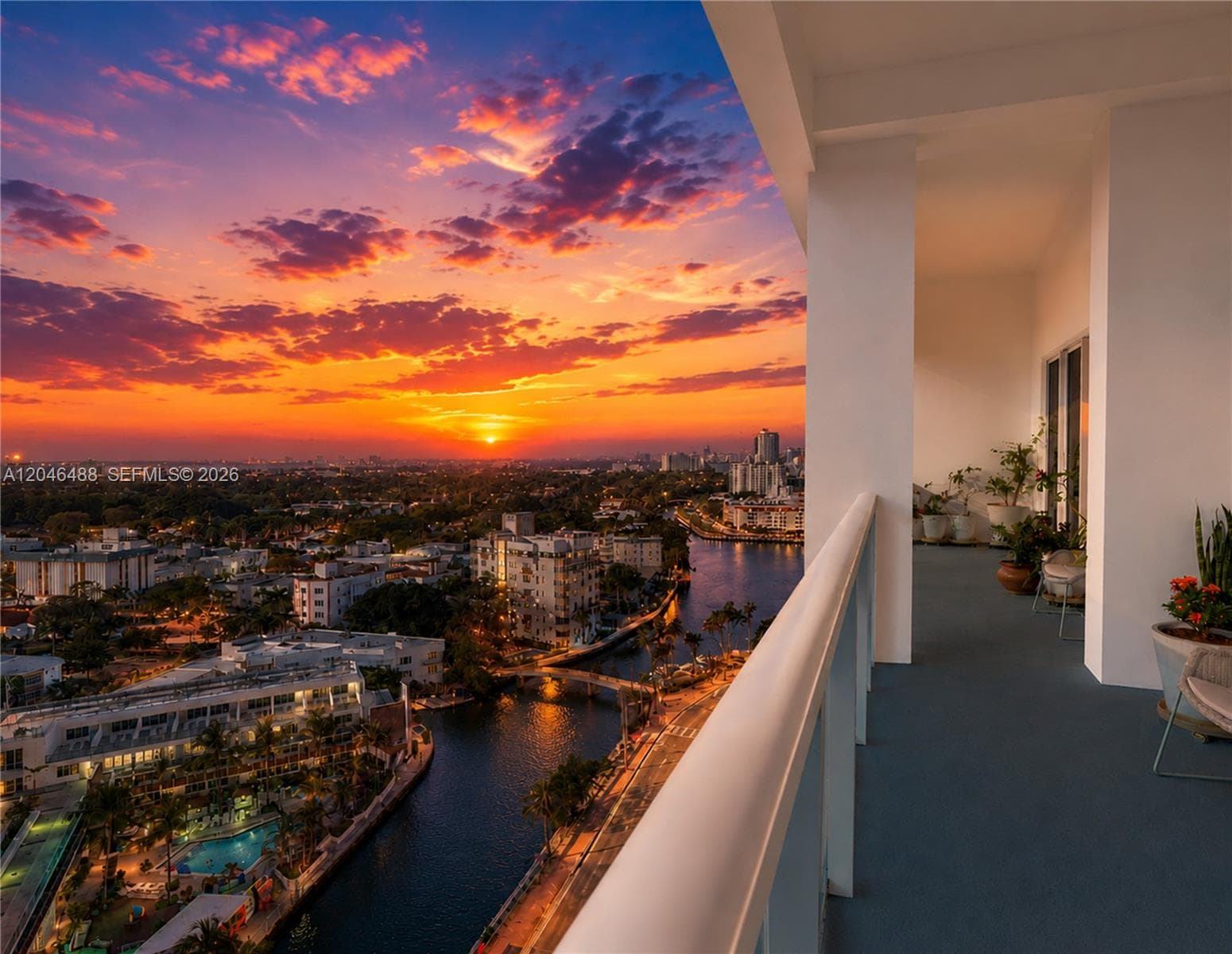 A12046488 — Miami Beach — 17