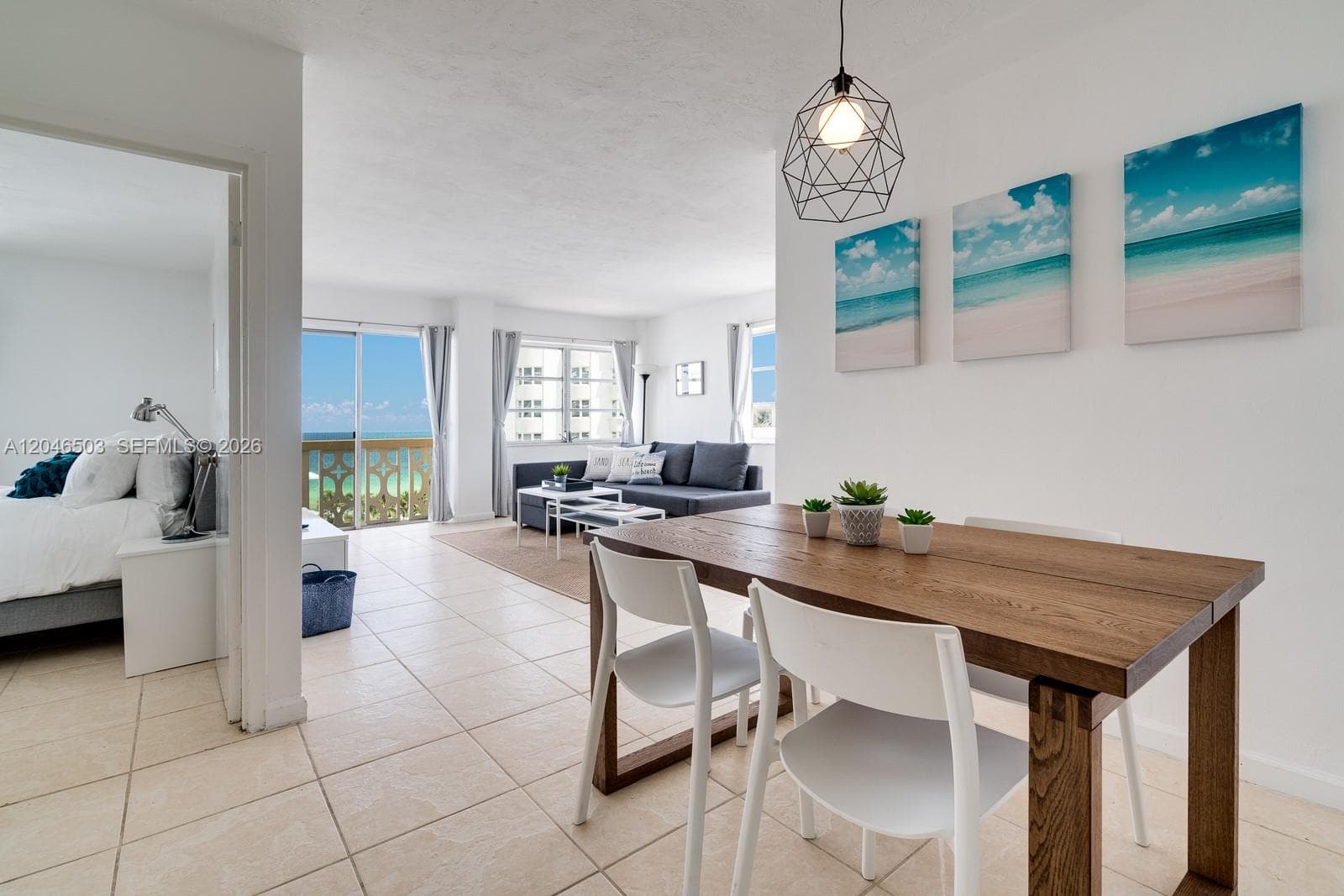 A12046503 — Miami Beach