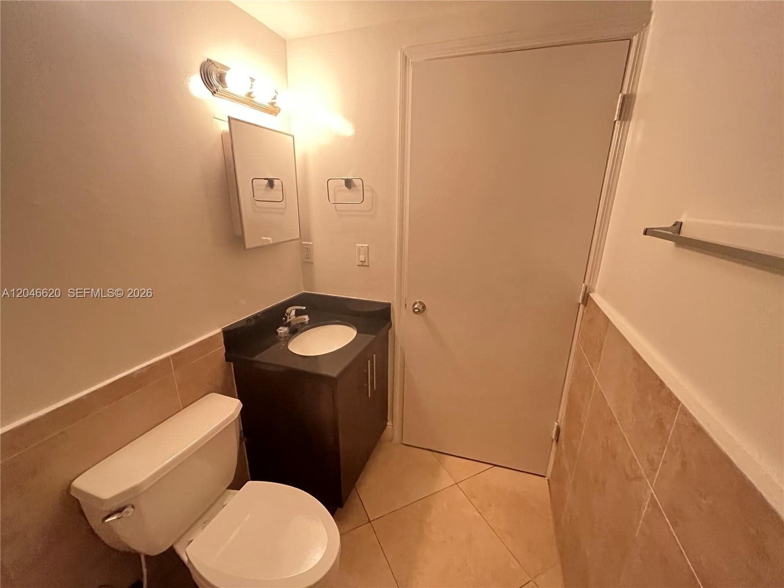 A12046620 — Miami Beach — 7
