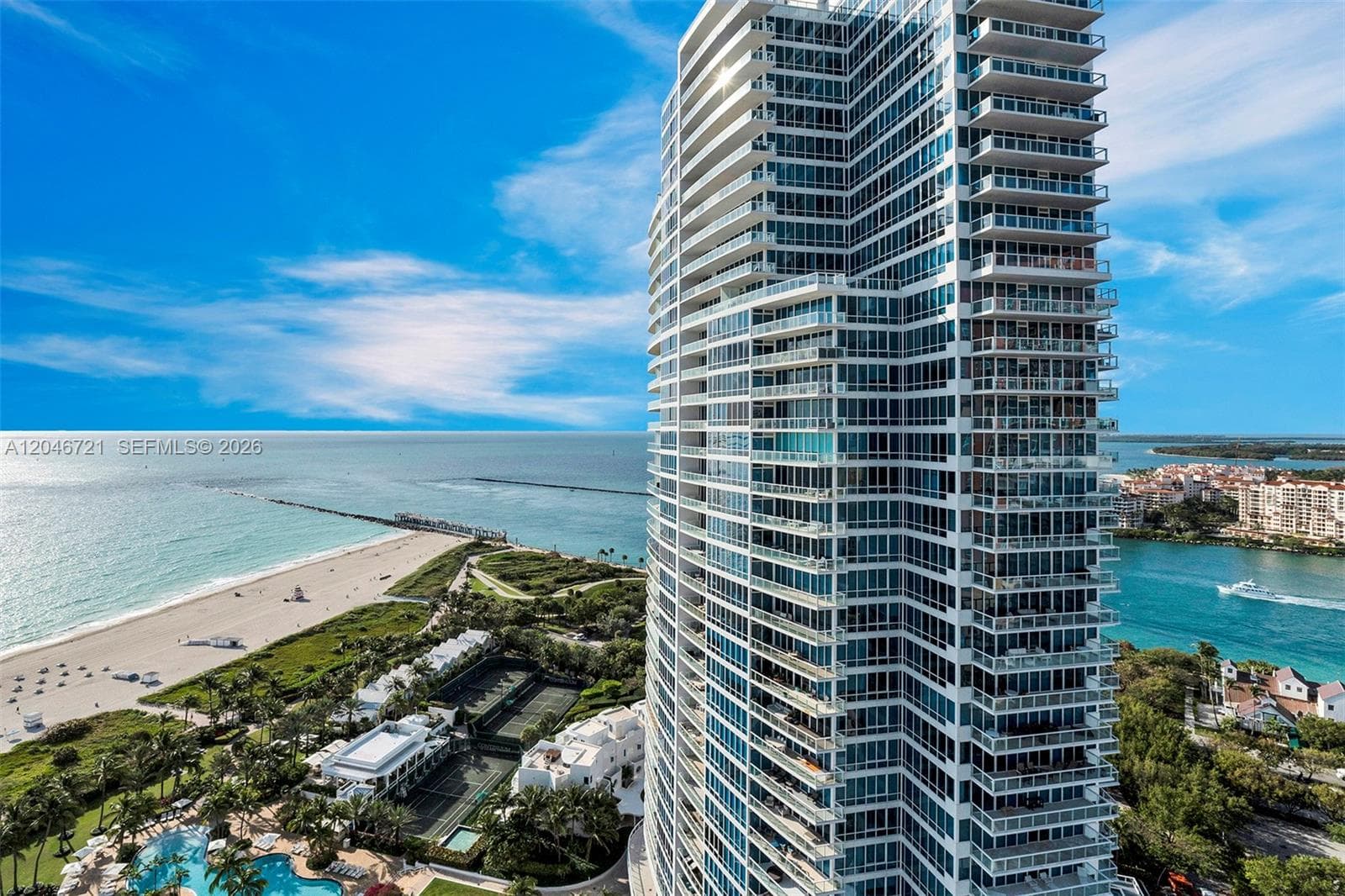 A12046721 — Miami Beach — 46