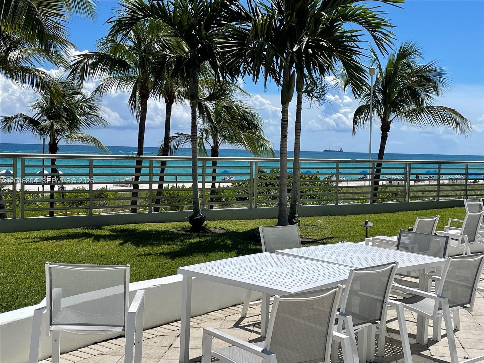 A12046804 — Miami Beach — 4